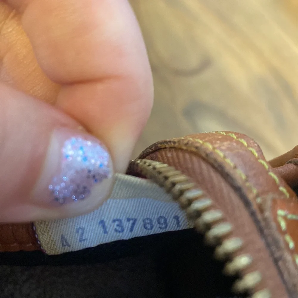 Vintage Dooney & Bourke AllWeather Leather Satchel - Picture 13 of 13